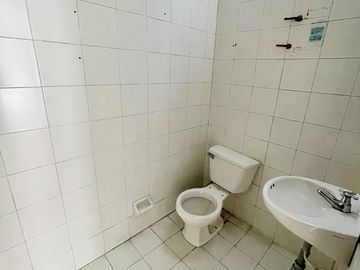 casa-local en venta en la playa. Cod V12517