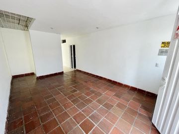 casa-local en venta en la playa. Cod V12517