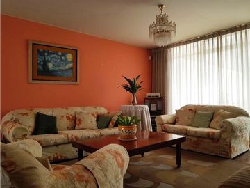 Ocasión, casa, 300 m2, Av. Ayacucho, Surco, ideal Proyecto