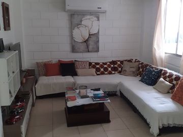 Se Vende Casa Cerca del Mar en Ballenita