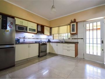 PH en Venta Ramos Mejia / La Matanza (B145 961)