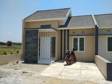 RUMAH MURAH DI PUSAT KOTA KEDIRI FREE SURAT-SURAT