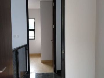 Rumah Minimalis Dalam Cluster di Tengah BSD dan Bintaro Rp. 2,1 M Nego
