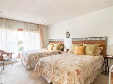 OPORTUNIDAD Casa en VENTA en Bosque de las Lomas (Privada Real de las Lomas)