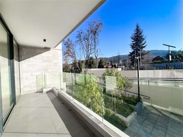 Departamento en Venta en Vista Golf, La Dehesa (Dúplex con Jardín privado)