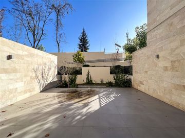 Departamento en Venta en Vista Golf, La Dehesa (Dúplex con Jardín privado)