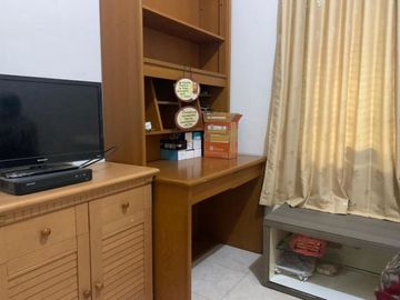 Rumah Pojok Shm di Jalan Sutorejo Prima Utara Surabaya