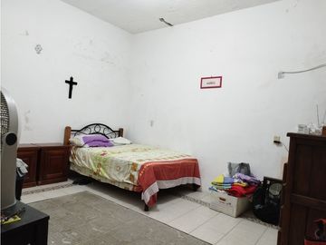 VENTA CASA CON LOCAL COMERCIAL