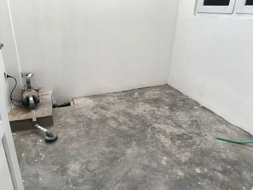 RUMAH SIAP HUNI TERLARIS DI SLEMAN DEKET JALAN JOGJA SOLO