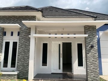 RUMAH SIAP HUNI TERLARIS DI SLEMAN DEKET JALAN JOGJA SOLO