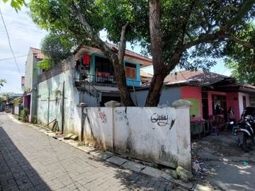 Rumah hitung tanah di dekat living plaza cinere depok