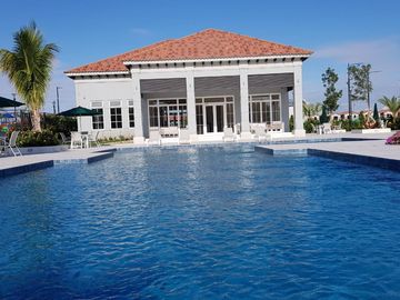 Venta de preciosa casa Acuarela Esquinera en Brisana- casalaguna- Cerca Riocentro dorado.