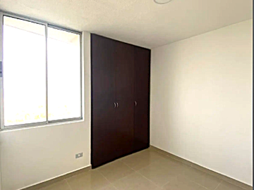apartamento en arriendo en el tabor. Cod A127271