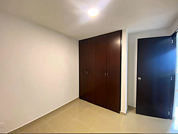 apartamento en arriendo en el tabor. Cod A127271