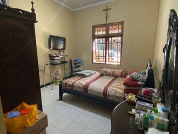 Rumah Tanah + Bangunan Rumah dalam Beteng Keraton
