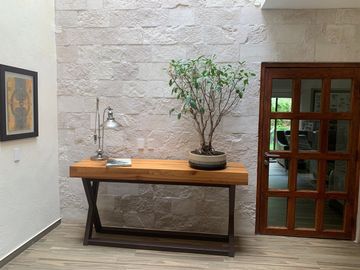 CASA EN VENTA EN AVANDARO CON EXCELENTE UBICACION