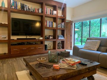 CASA EN VENTA EN AVANDARO CON EXCELENTE UBICACION