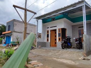 Rumah sangat murah Husus cash ya,akses motor saja,lokasi dekat stasiun Citayam