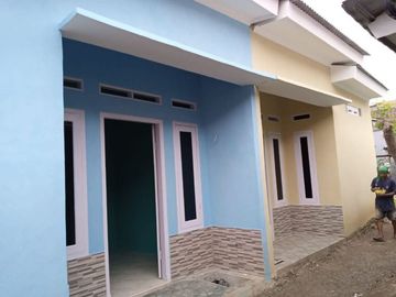 Rumah sangat murah Husus cash ya,akses motor saja,lokasi dekat stasiun Citayam
