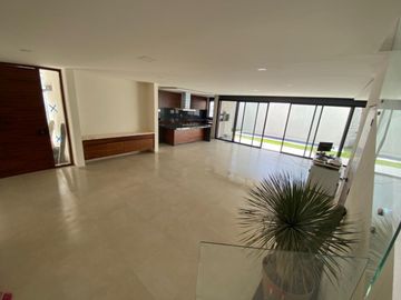Estrene casa moderna en privada de 4 casas