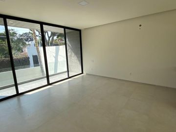 Estrene casa moderna en privada de 4 casas