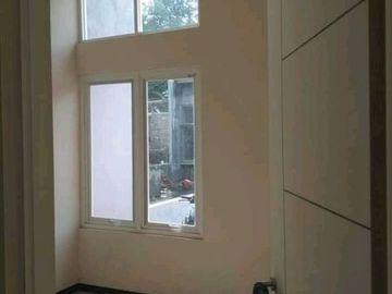 Dijual Rumah dekat Pusat Kota di Ecca One 200 Jutaan Malang