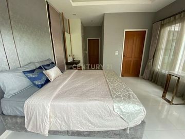 House for sale, luxury project, Laddarom Elegance Ratchaphruk &ndash; Rattanathibet, next to Denla Kindergarten / 38-HH-64033