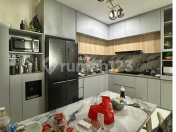 Rumah Cantik 3 Lantai Siap Huni Palm Blossom Taman Surya