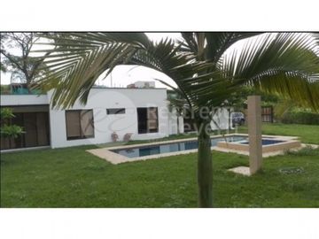 Casa en arriendo en conjunto campestre Makadamia, Manizales