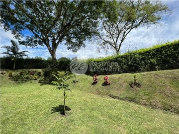 Casa en arriendo en conjunto campestre Makadamia, Manizales