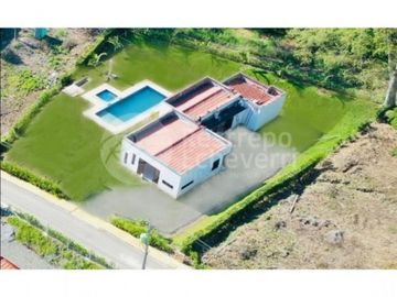 Casa en arriendo en conjunto campestre Makadamia, Manizales