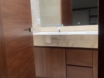 Casa EN VENTA en Fraccionamiento privado Monterra, San Luis Potosí