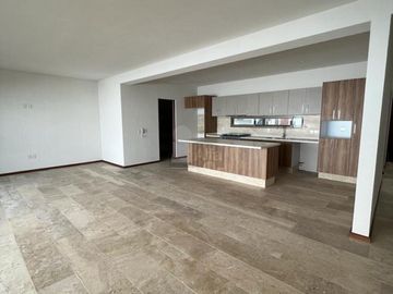 Casa EN VENTA en Fraccionamiento privado Monterra, San Luis Potosí