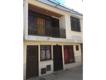 SE VENDE CASA DOBLE RENTA EN MONTENEGRO