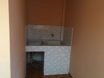 SE VENDE CASA DOBLE RENTA EN MONTENEGRO