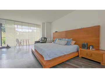Casa Campestre en Condominio Alto de Palmas