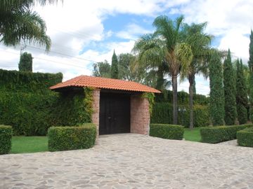 INCREIBLE RESORT- CASA DE DESCANSO - CABAÑAS EN VENTA DENTRO DE LEÓN