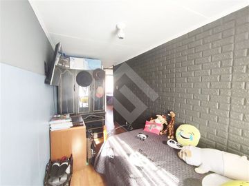 Se vende casa en La Florida de dos pisos, pareada por un la...