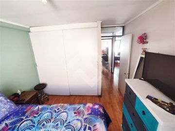 Se vende casa en La Florida de dos pisos, pareada por un la...