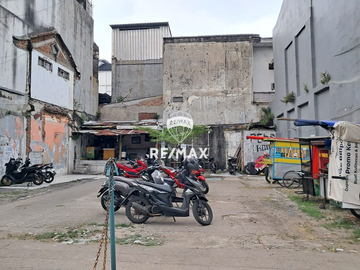 DIJUAL TANAH KOMERSIAL PINGGIR JALAN RAYA GANDARIA, JAKARTA SELATAN