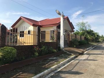 2 bed 2 bath beautiful tile covered home in beautiful sub division