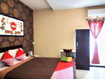 Guest House + Cafe 17 Kamar Luas 570 di Dinoyo kota Malang