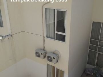 Rumah Minimalis 2LT di komplek Perumahan Mewah Manyaran