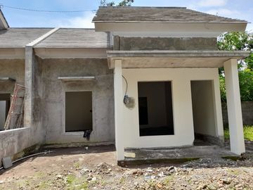 Rumah Proses Bangun Lingkungan Sejuk di Margorejo Tempel