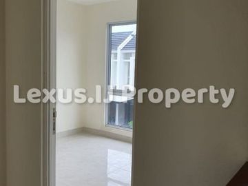 Disewakan Rumah Baru di Cluster Martinez - Gading serpong
