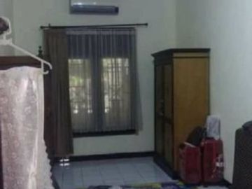 Rumah Medokan Asri, Strategis
