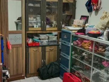 RUMAH SIAP HUNI 2 LANTAI DEKAT PEMDA SLEMAN