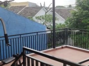 Rumah 2 lantai dalam komplek cimanggis depok