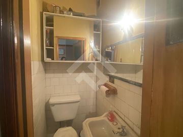 Venta oficina Santiago Estado Agustinas 2 privados un baño