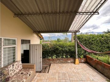 Casa finca en venta, ubicada en La Bella, Calarca, Quindio